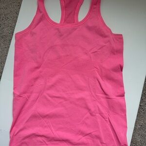 Lululemon tank pink